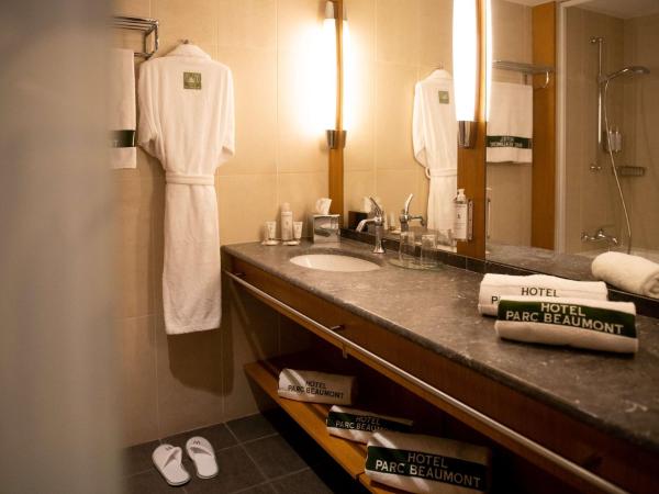 Hotel Parc Beaumont & Spa Pau - MGallery : photo 2 de la chambre chambre double - accessible aux personnes à mobilité réduite 