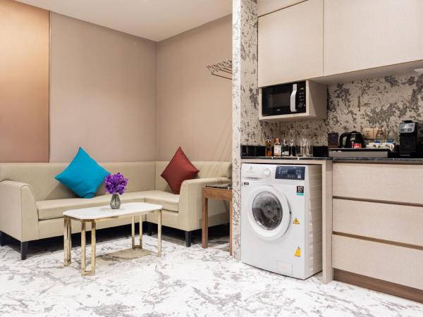 Valia Hotel Bangkok : photo 2 de la chambre suite junior avec accès au salon club