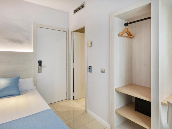 URH Excelsior : photo 1 de la chambre chambre simple avec balcon