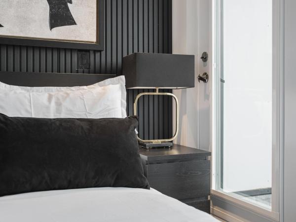 Westview Luxury Suites : photo 5 de la chambre suite avec balcon