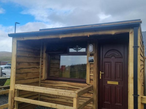 Standing Stones Lodge : photo 1 de la chambre petite chambre double