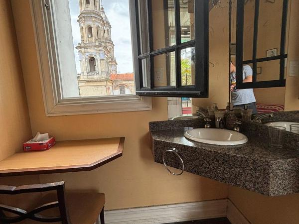 LGY Bed & Breakfast ONLY MEN : photo 6 de la chambre chambre double avec salle de bains privative