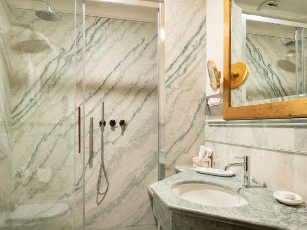 Art Hotel Orologio : photo 6 de la chambre chambre double