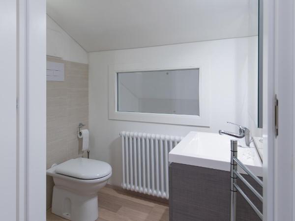 Dafne B&B : photo 3 de la chambre chambre double standard avec salle de bains privative