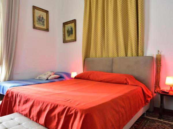 A Casa Di Laura : photo 6 de la chambre chambre double supérieure avec salle de bains privative