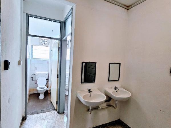 PANCHOR 6 HOSTEL : photo 9 de la chambre chambre simple avec salle de bains commune