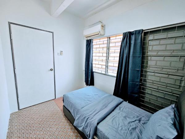 PANCHOR 6 HOSTEL : photo 3 de la chambre chambre simple avec salle de bains commune