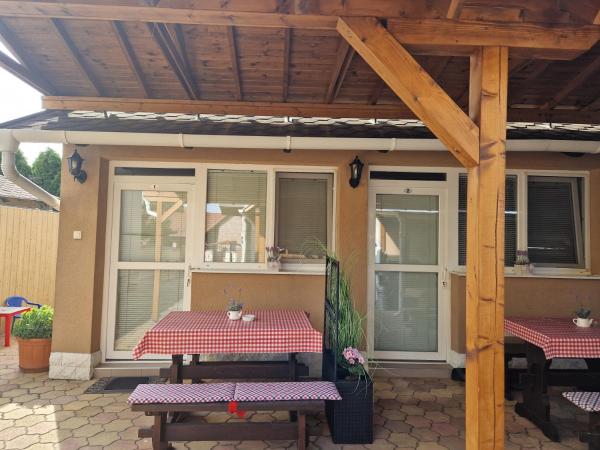 Party Vendégház : photo 1 de la chambre chambre double