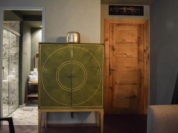 Pagopoieion - Adults Only Suites : photo 4 de la chambre chambre double