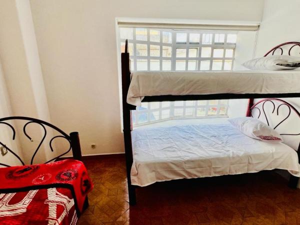 Taj Mahal Hostal And Restaurant : photo 3 de la chambre lit simple dans dortoir mixte