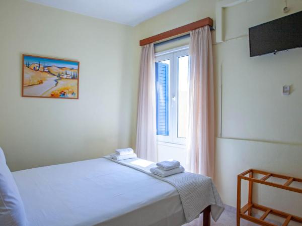 Lucia Hotel : photo 7 de la chambre chambre double ou lits jumeaux Économique