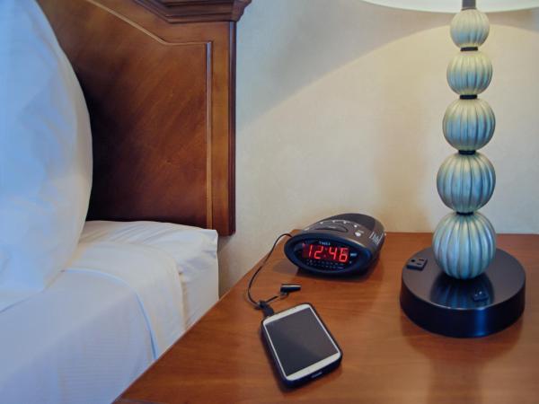 Inn at the Convention Center : photo 5 de la chambre chambre avec 2 grands lits queen-size