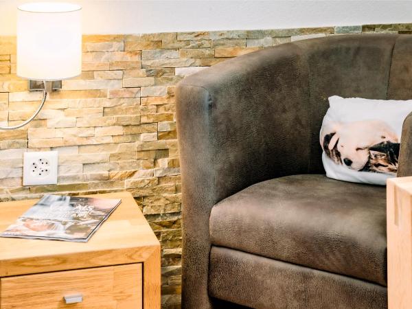 Hotel Paradis-Leukerbad-Therme : photo 4 de la chambre chambre double