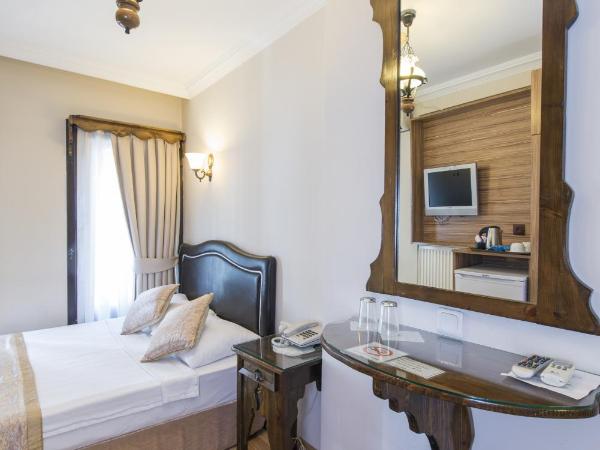 Naz Wooden House Inn : photo 2 de la chambre chambre double standard