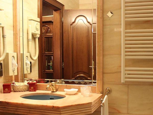 Hotel Palais Porcia : photo 4 de la chambre chambre double affaires