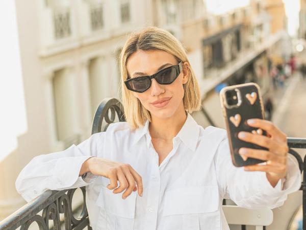 Downtown Suites by Athens Tower Hotel : photo 1 de la chambre junior suite with balcony & city view