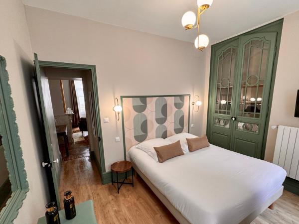 Les Suites de l'Enclos - L'Enclos de l'Evêché : photo 3 de la chambre suite supérieure