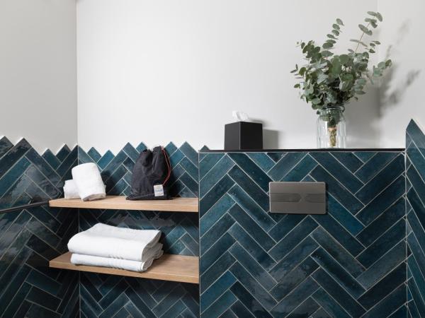 Hôtel Restaurant la Couronne : photo 2 de la chambre chambre double - accessible aux personnes à mobilité réduite