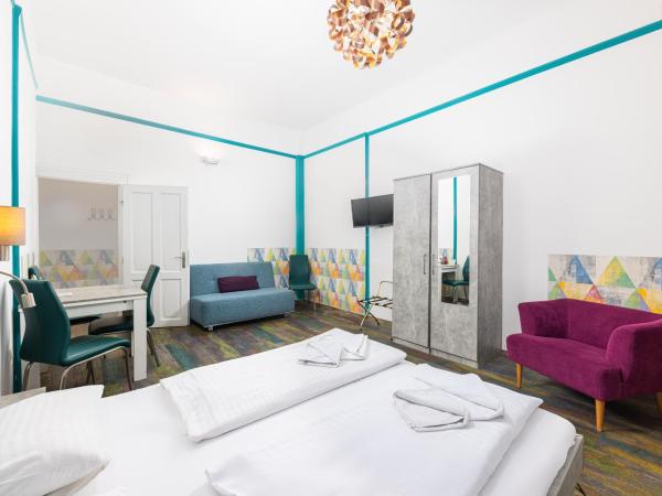 Amber Terrace Studios Downtown : photo 6 de la chambre grand studio