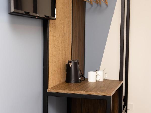 Haka House Wellington : photo 4 de la chambre chambre lit king-size avec salle de bains privative