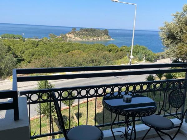 Hotel Carina : photo 10 de la chambre chambre double deluxe avec vue sur château