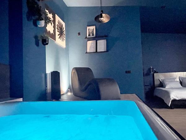 NUITS D'EXIL : photo 5 de la chambre suite lit king-size