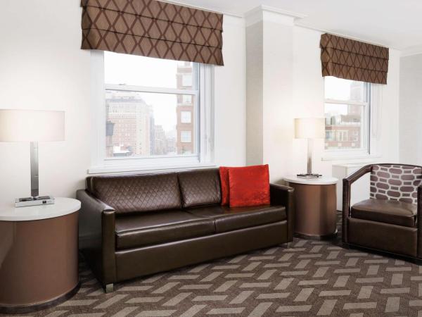 Hilton Boston Park Plaza : photo 3 de la chambre suite studio lit king-size avec canapé-lit