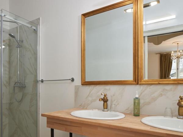 Hôtel De France Et De Guise - 1891 : photo 5 de la chambre chambre familiale