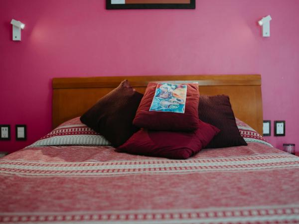 LARIMAR Gallery y Hotel Boutique : photo 7 de la chambre chambre lit king-size standard