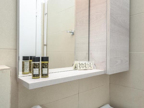 Kymata Hotel : photo 8 de la chambre chambre double - vue latérale sur mer