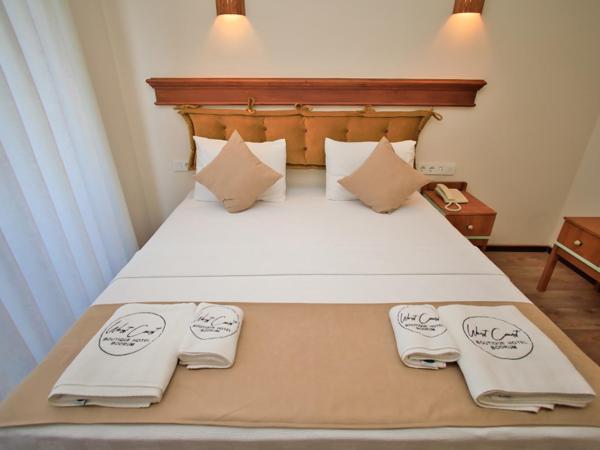 west coast boutique hotel : photo 4 de la chambre chambre double deluxe - vue latérale sur mer