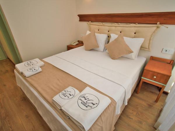 west coast boutique hotel : photo 5 de la chambre chambre double deluxe - vue latérale sur mer