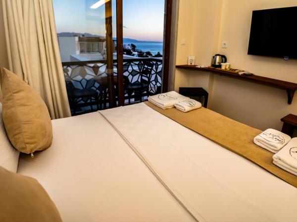 west coast boutique hotel : photo 1 de la chambre chambre double deluxe - vue latérale sur mer