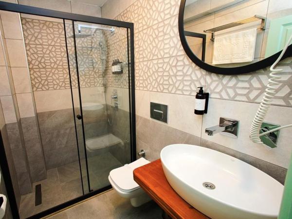 west coast boutique hotel : photo 7 de la chambre chambre double - vue sur piscine