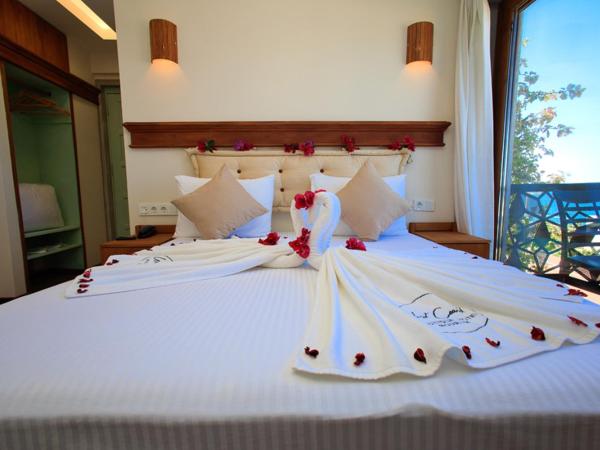 west coast boutique hotel : photo 2 de la chambre chambre double - vue sur piscine