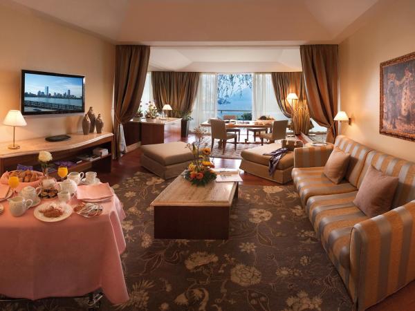 Villa Principe Leopoldo : photo 1 de la chambre suite signature avec balcon et accès privatif au spa - côté lac