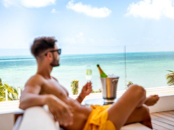 Hotel Mousai Cancun Adults Only - All Inclusive : photo 10 de la chambre suite lit king-size