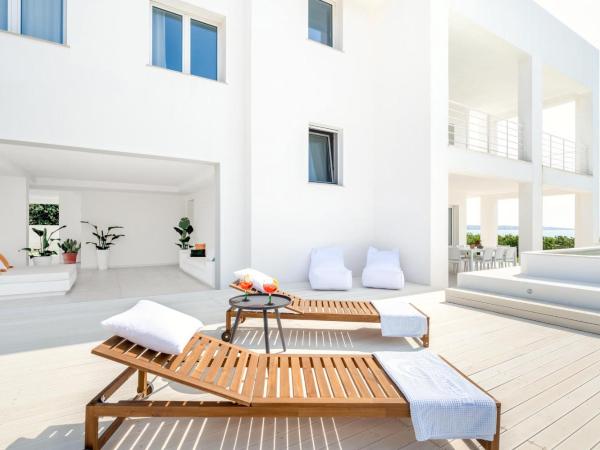 Dimora Caiammari Luxury Hotel & Spa : photo 2 de la chambre villa - vue sur mer