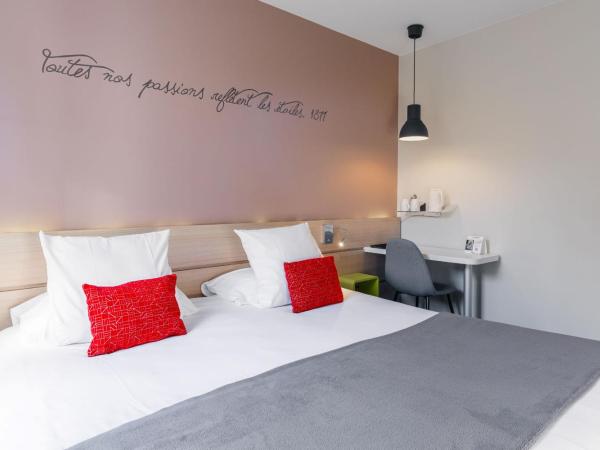 Hôtel du Château Dinan - Originals Boutique : photo 6 de la chambre chambre double supérieure avec terrasse