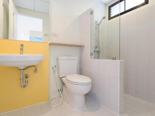 Hop Inn Kanchanaburi Building B : photo 7 de la chambre chambre lits jumeaux standard