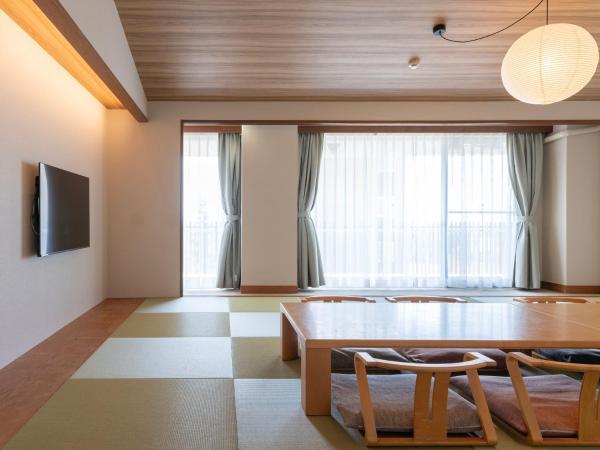 Hotel Lodge Maishima : photo 3 de la chambre chambre familiale avec salle de bains commune