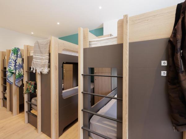 Local Hostel & Suites : photo 5 de la chambre bed in 6 men dorm