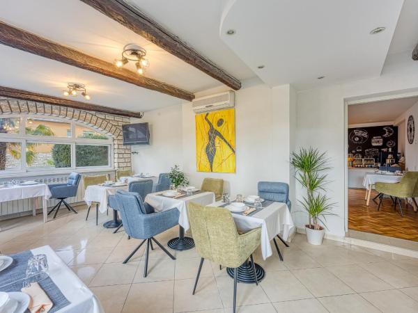 Villa Ladavac B&B : photo 6 de la chambre chambre double avec balcon