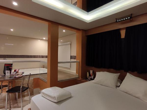 Swing Motel 1 : photo 3 de la chambre suite deluxe avec baignoire spa