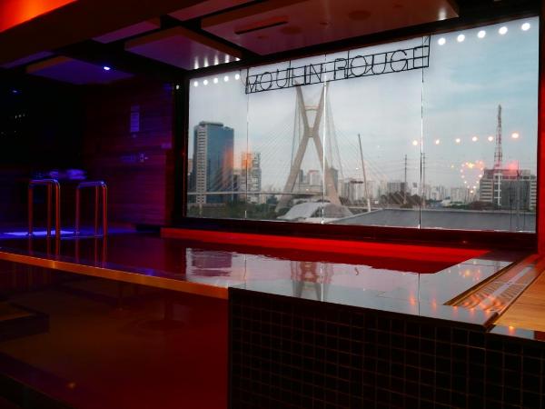 Swing Motel 1 : photo 3 de la chambre suite avec piscine privée