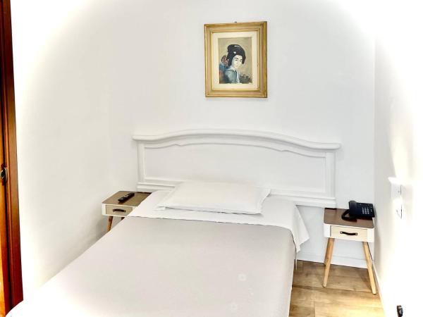 Hotel S. Ercolano : photo 6 de la chambre chambre simple