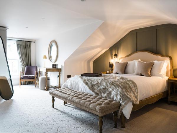 Regency House : photo 3 de la chambre chambre lit king-size - accessible aux personnes à mobilité réduite