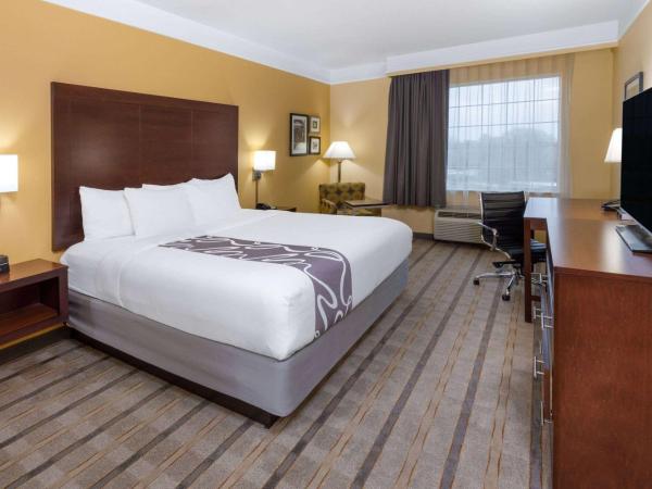 La Quinta by Wyndham Houston NW Beltway8/WestRD : photo 1 de la chambre chambre lit king-size deluxe