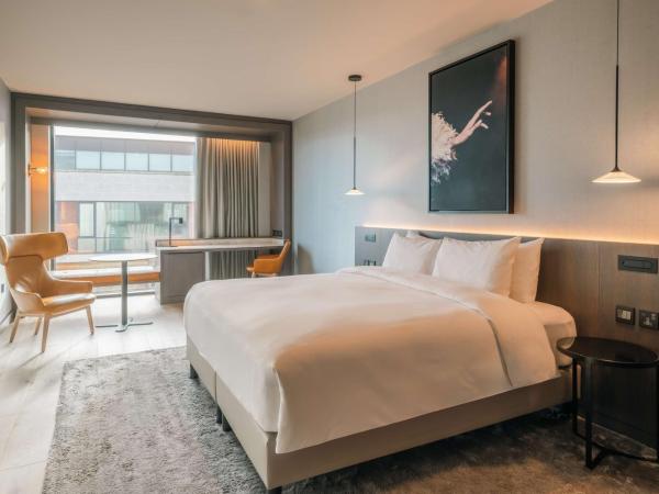 Radisson Blu Royal Hotel Dublin : photo 4 de la chambre chambre supérieure