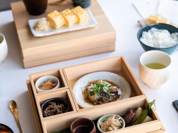 The Tower Hotel Nagoya : photo 3 de la chambre chambre lits jumeaux - vue sur forêt